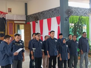 Wabup Sintang Hadiri Pelantikan Pengurus PWI Periode 2023-2026