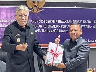 Bupati Jarot Sampaikan LKPJ Tahun 2023 Ke DPRD Sintang
