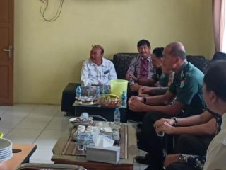 Hadiri Halal Bi Halal Kesbangpol Sintang, Sekda Kartiyus : Jaga Silaturahmi