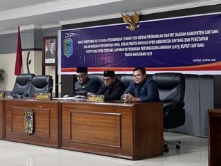DPRD Sintang Gelar Paripurna LKPj 2025