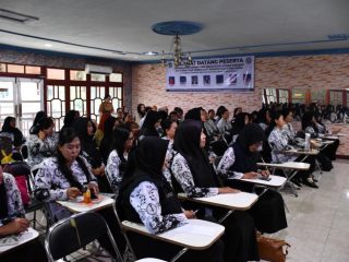 Guru di Sintang Dilatih Fotografi dan Videografi untuk Promosi Pariwisata
